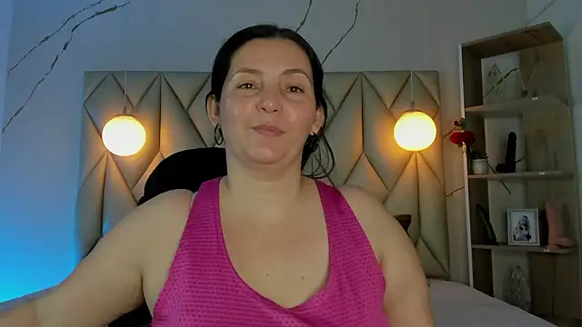 Snapshot of angelswets chatting on February 2026 01:03:02 PM angelswets online show from February 2026 01:03:02 PM