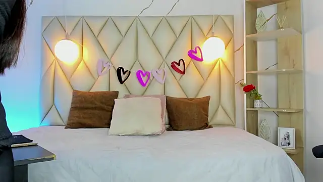 angelswets online show from March 2026 02:57:01 PM