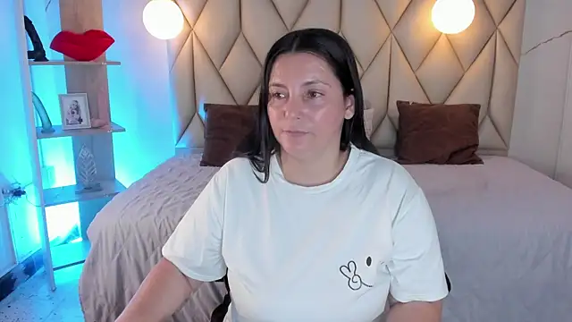 angelswets online show from July 2026 02:34:01 PM