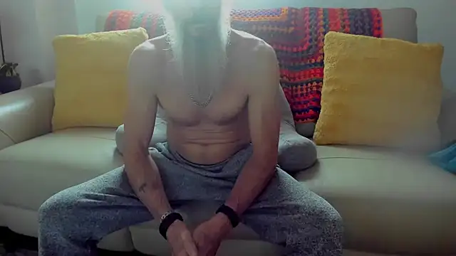 mindphu k online show from April 2026 11:31:02 PM