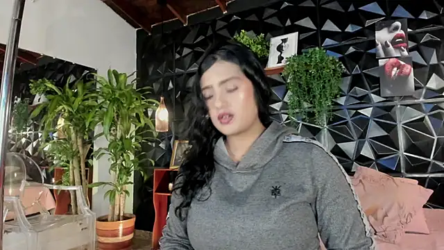 karla 999 online show from October 2025 11:40:02 PM