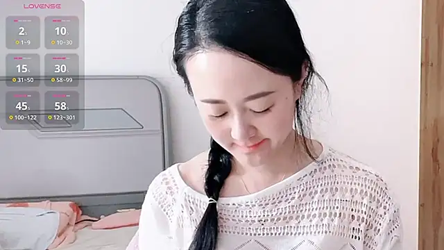 fanfan-FF online show from April 2026 03:23:01 AM