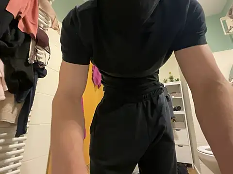 Snapshot of Jan_berger chatting on March 2025 07:06:02 PM Jan berger online show from March 2025 07:06:02 PM