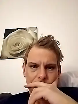 Snapshot of Hannaforyou2 chatting on December 2024 05:50:01 PM Hannaforyou2 online show from December 2024 05:50:01 PM