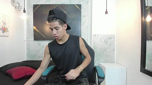 Erick Zhimerman online show from February 2025 05:14:02 AM