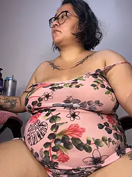 CinnamonCookiez online show from October 2025 04:02:01 AM