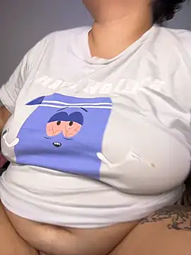 Snapshot of CinnamonCookiez chatting on November 2025 04:26:02 AM CinnamonCookiez online show from November 2025 04:26:02 AM