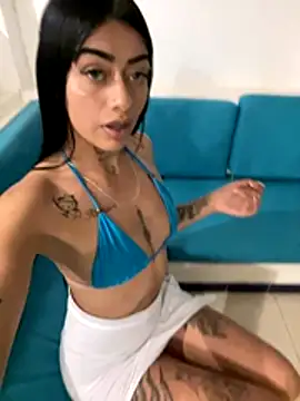 ZairaSofia1 online show from December 2025 11:36:02 PM