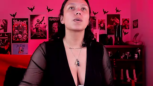 lilith-deveraux online show from April 2026 01:56:01 AM