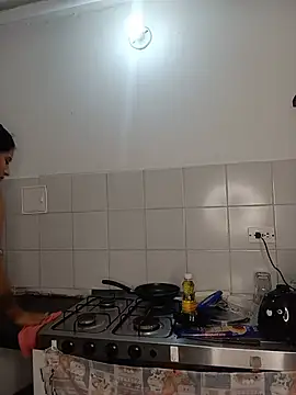 Karii-R online show from July 2026 02:11:01 PM