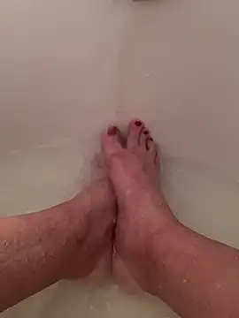 Snapshot of messyclumsyprincess chatting on February 2025 03:30:01 PM messyclumsyprincess online show from February 2025 03:30:01 PM