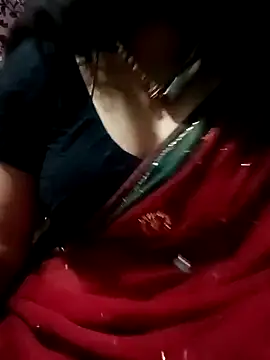 Snapshot of gunjan22 chatting on February 2025 06:26:02 AM gunjan22 online show from February 2025 06:26:02 AM