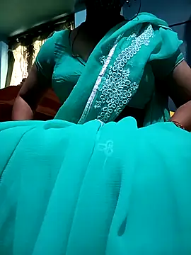 Snapshot of gunjan22 chatting on March 2025 05:39:01 AM gunjan22 online show from March 2025 05:39:01 AM