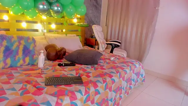 Snapshot of Rubi_Love_ chatting on March 2025 06:16:01 AM Rubi Love online show from March 2025 06:16:01 AM