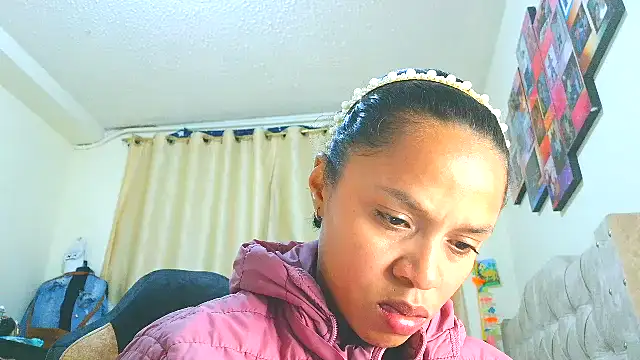 Snapshot of Samary_thomas chatting on September 2025 12:47:01 AM Samary thomas online show from September 2025 12:47:01 AM