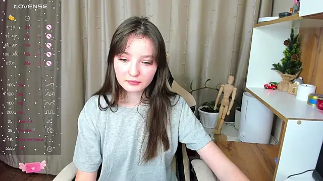 Snapshot of Fairyy_Moon chatting on January 2025 02:28:02 PM Fairyy Moon online show from January 2025 02:28:02 PM