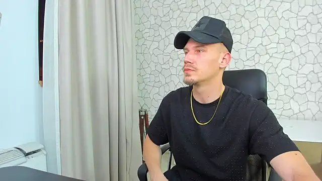 MateoBenjaminX online show from January 2025 05:16:02 PM