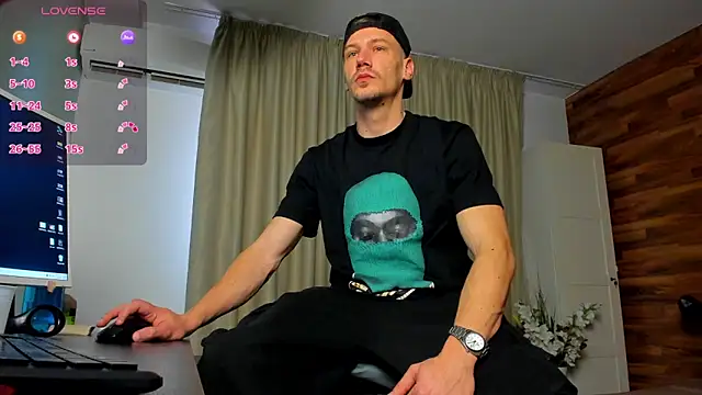 Snapshot of MateoBenjaminX chatting on February 2026 12:30:02 PM MateoBenjaminX online show from February 2026 12:30:02 PM