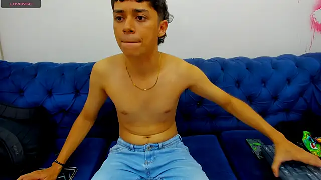 DamiBright online show from November 2025 06:41:04 PM