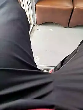 xxierra online show from December 2024 06:03:02 PM