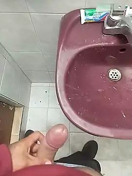 xxierra online show from December 2024 09:08:01 PM