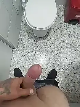 xxierra online show from February 2025 04:47:02 PM