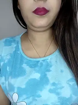 Shanaya Hotty online show from November 2025 09:05:02 PM