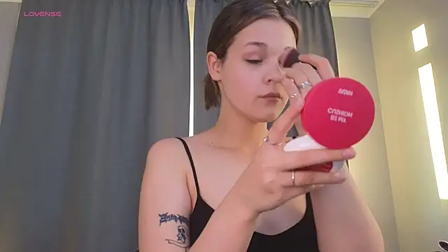 EthalGold online show from October 2025 03:04:02 AM