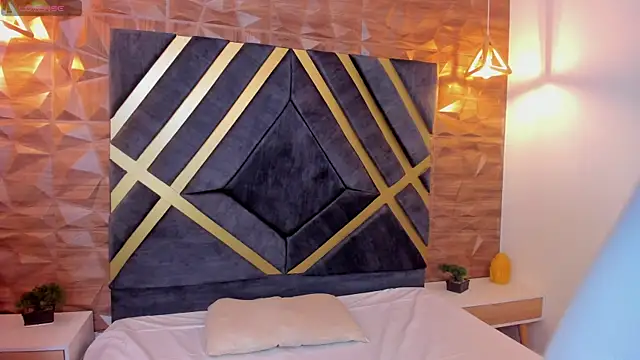 Alahia Dangelo online show from March 2025 02:43:02 PM