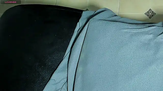 playsgirlhot online show from April 2026 01:47:02 AM