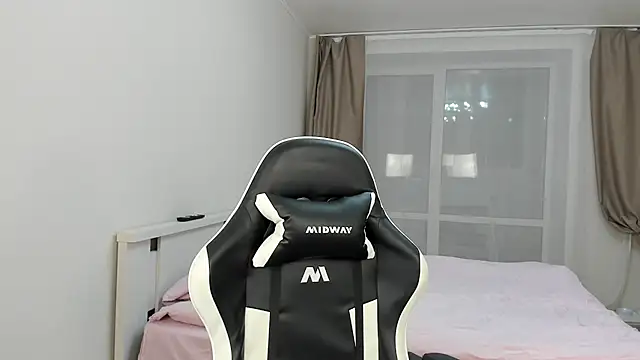 endlesssoffi online show from December 2024 07:09:02 PM