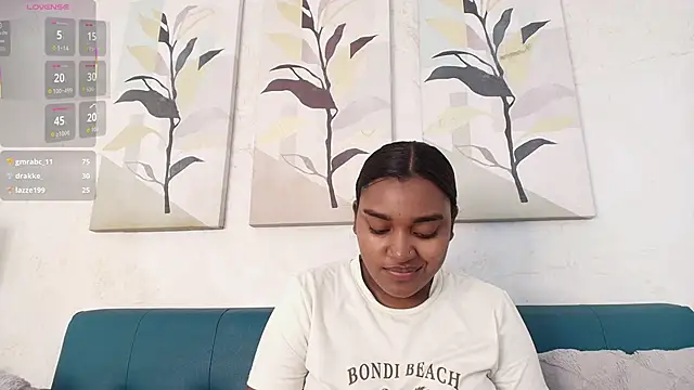 kayna gomez online show from February 2026 07:07:01 PM