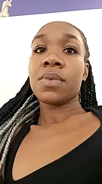 Snapshot of KarlaBelluci chatting on January 2025 12:19:02 AM KarlaBelluci online show from January 2025 12:19:02 AM