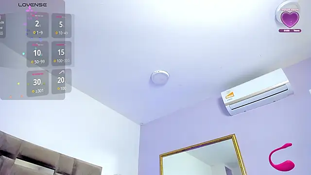 Snapshot of KarlaBelluci chatting on February 2025 12:03:02 PM KarlaBelluci online show from February 2025 12:03:02 PM