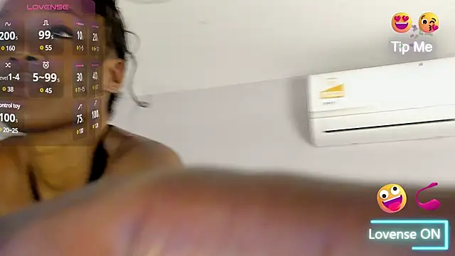 Snapshot of KarlaBelluci chatting on March 2025 03:14:02 PM KarlaBelluci online show from March 2025 03:14:02 PM