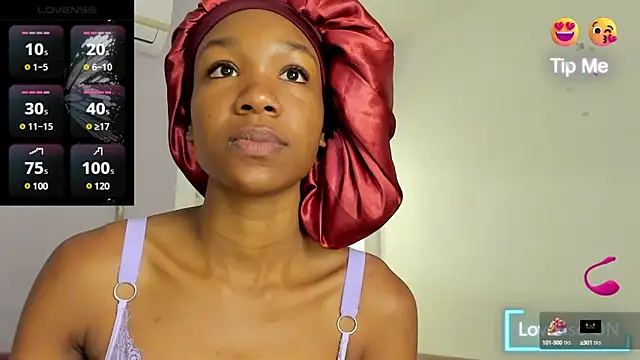 Snapshot of KarlaBelluci chatting on March 2025 12:14:02 PM KarlaBelluci online show from March 2025 12:14:02 PM