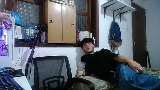 esjrobles online show from February 2025 03:29:02 AM