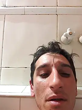 Snapshot of Daaaaaniiiih chatting on October 2025 05:08:01 AM Daaaaaniiiih online show from October 2025 05:08:01 AM