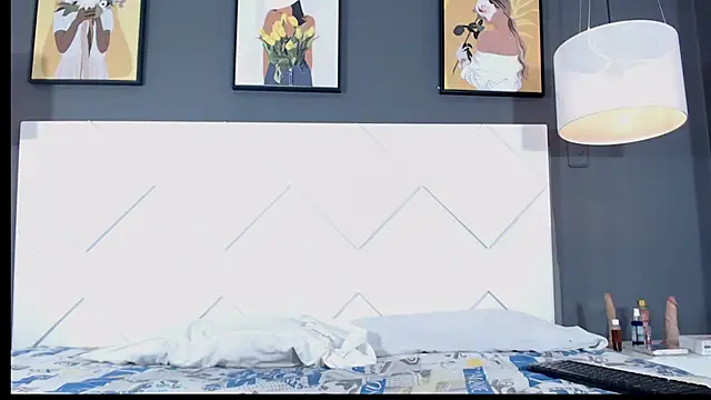 Snapshot of KyleDoom chatting on October 2025 05:04:02 AM KyleDoom online show from October 2025 05:04:02 AM