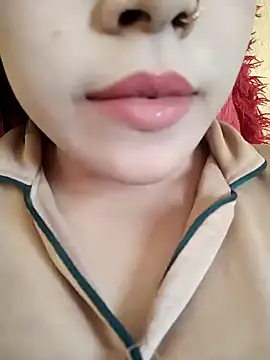 Snapshot of Anki-doll chatting on February 2025 09:37:01 AM Anki-doll online show from February 2025 09:37:01 AM