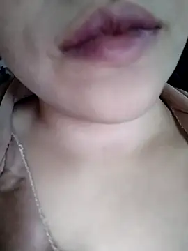 Snapshot of Anki-doll chatting on October 2025 06:32:02 AM Anki-doll online show from October 2025 06:32:02 AM