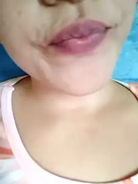 Snapshot of Anki-doll chatting on October 2025 05:41:01 AM Anki-doll online show from October 2025 05:41:01 AM