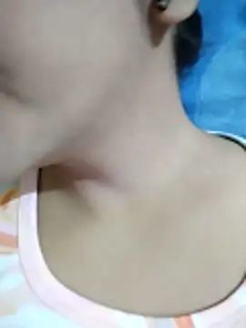 Snapshot of Anki-doll chatting on October 2025 05:42:02 AM Anki-doll online show from October 2025 05:42:02 AM