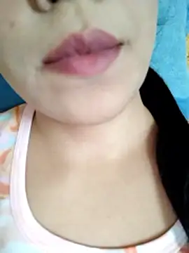 Snapshot of Anki-doll chatting on November 2025 05:39:01 AM Anki-doll online show from November 2025 05:39:01 AM