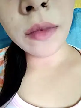 Snapshot of Anki-doll chatting on November 2025 05:30:02 AM Anki-doll online show from November 2025 05:30:02 AM