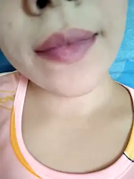 Snapshot of Anki-doll chatting on November 2025 05:40:02 AM Anki-doll online show from November 2025 05:40:02 AM