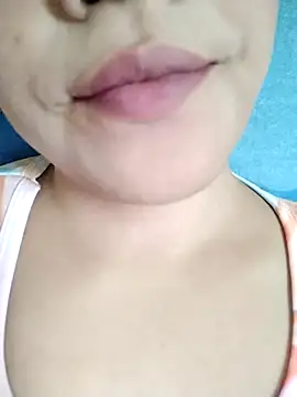 Snapshot of Anki-doll chatting on November 2025 05:51:01 AM Anki-doll online show from November 2025 05:51:01 AM