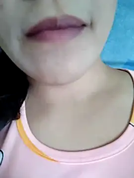 Snapshot of Anki-doll chatting on November 2025 05:28:02 AM Anki-doll online show from November 2025 05:28:02 AM