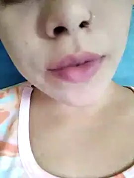 Snapshot of Anki-doll chatting on November 2025 05:39:01 AM Anki-doll online show from November 2025 05:39:01 AM