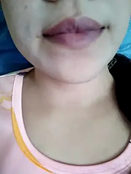 Snapshot of Anki-doll chatting on November 2025 05:35:02 AM Anki-doll online show from November 2025 05:35:02 AM